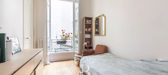 4 bedrooms Apartment in Paris, France No. 174085 9