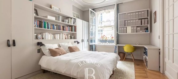 4 bedrooms Apartment in Paris, France No. 174085 29