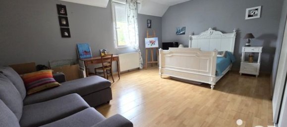 4 bedrooms House in Saint-Epain, France No. 300670 9