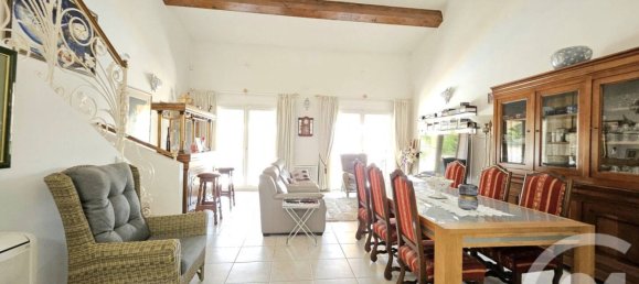 3 bedrooms House in Marseille, France No. 319238 14