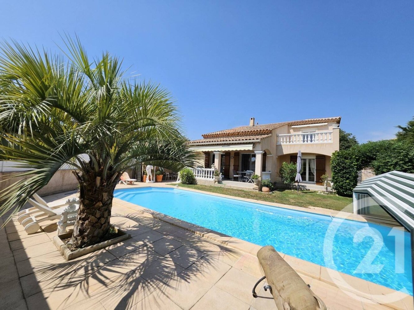 3 bedrooms House in Marseille, France No. 319238