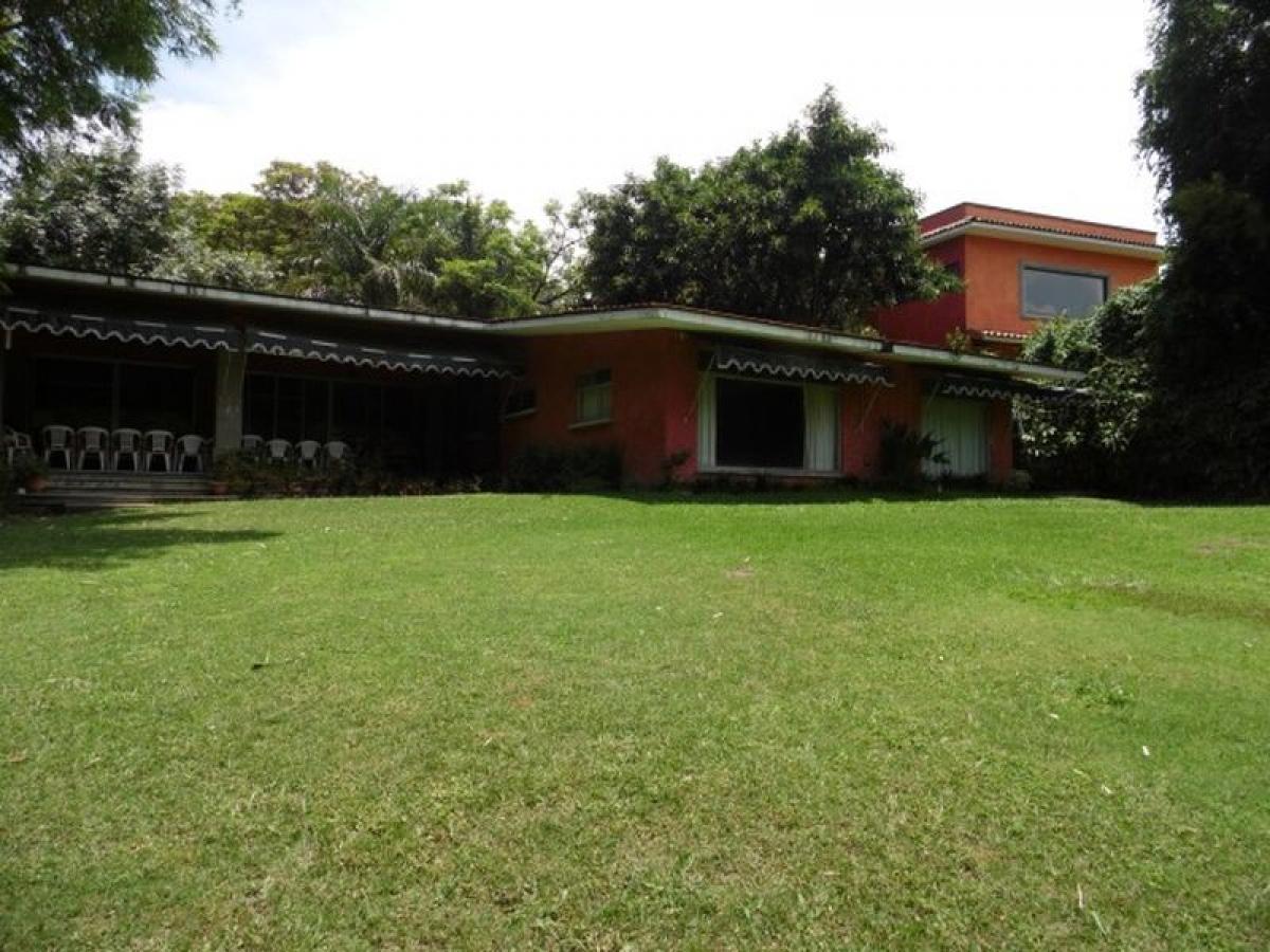 3 bedrooms House in Morelos, Mexico No. 165649