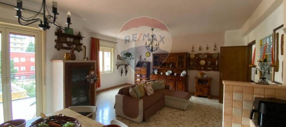 4-salle Appartement à Bagheria, Italy No. 14783 4