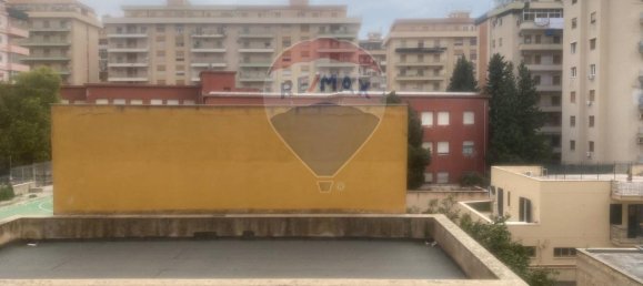 4-salle Appartement à Bagheria, Italy No. 14783 7