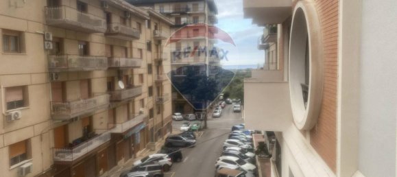 4-salle Appartement à Bagheria, Italy No. 14783 28