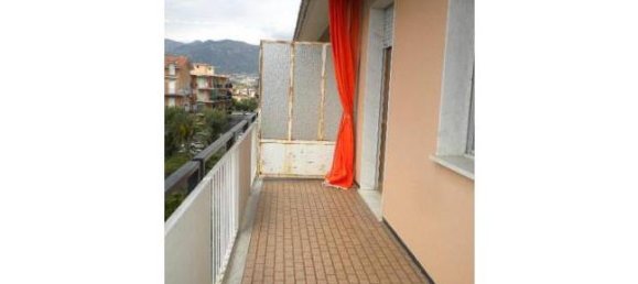 2 rooms Apartment in Borghetto Santo Spirito, Italy No. 253608 7