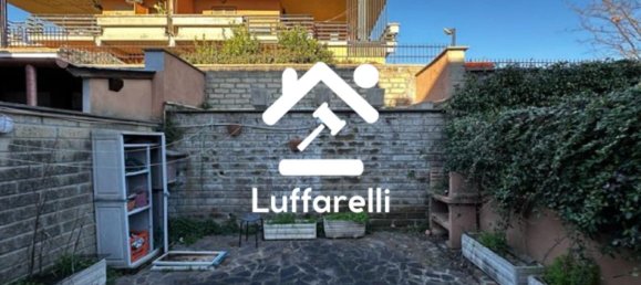 8-Zimmer Haus in Rome, Italy, Nr. 12361 2