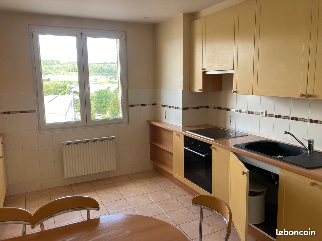 2 غرف نوم شقة في Oyonnax, France رقم 338229