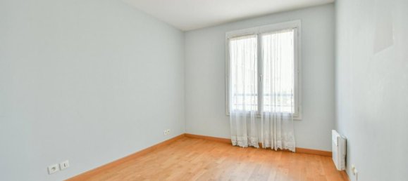 2 bedrooms Apartment in Montrouge, France No. 151358 14