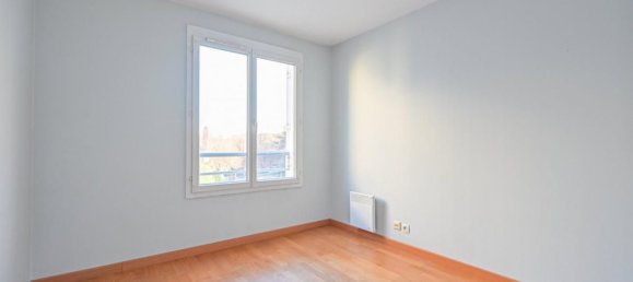 2 bedrooms Apartment in Montrouge, France No. 151358 5