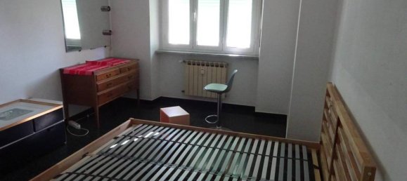 2غرفة شقة في Genoa, Italy رقم 37049 16