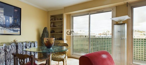 3 bedrooms Apartment in Paris, France No. 182948 12