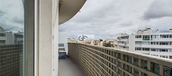 3 bedrooms Apartment in Paris, France No. 182948 11