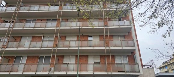 3 rooms Apartment in Turin, Italy No. 120043 31