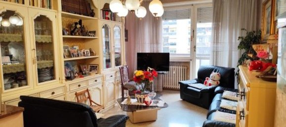 3 rooms Apartment in Turin, Italy No. 120043 12