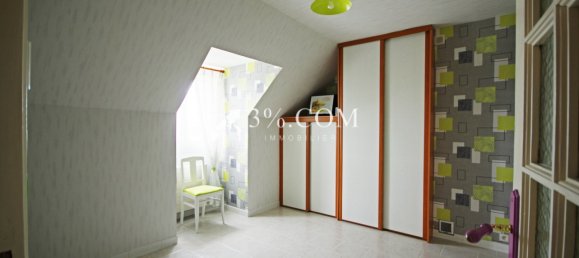 Villa de 4 dormitorios en Peronne, France No. 100101 20