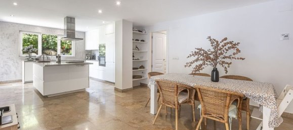 3 bedrooms Apartment in Marbella, Spain No. 189645 5