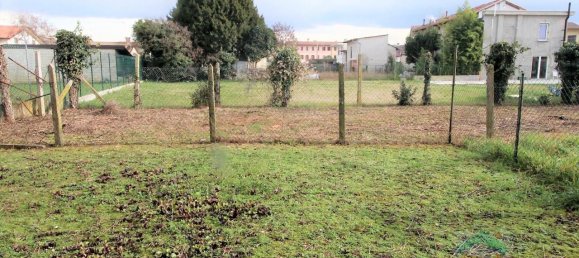 Дом с 3 комнатами в Удине, Италия № 21833 17