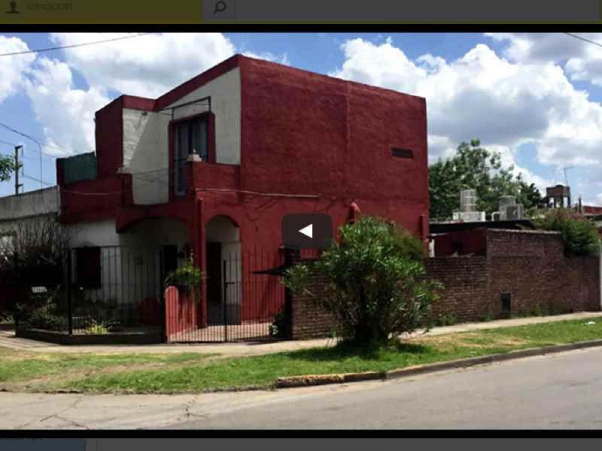 5 bedrooms House in Ituzaingo, Argentina No. 59778