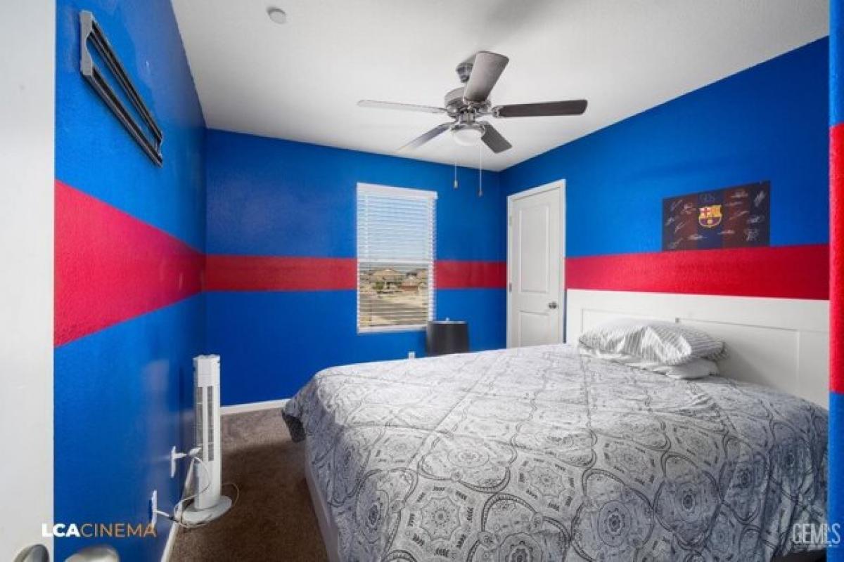 6 bedrooms House in Bakersfield, USA No. 370821