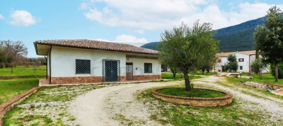 10غرفة فيلا في Massa Martana, Italy رقم 138113 19