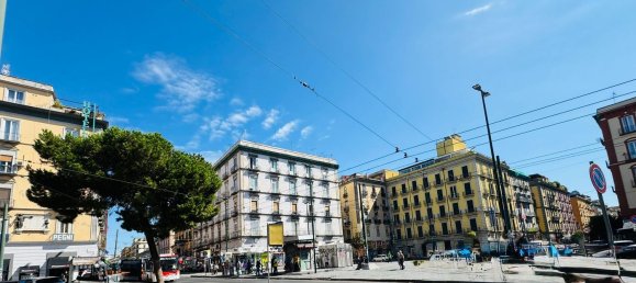 70m² Commercial property in Naples, Italy No. 276652 31