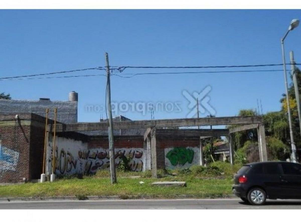  Land in Malvinas Argentinas, Argentina No. 116823