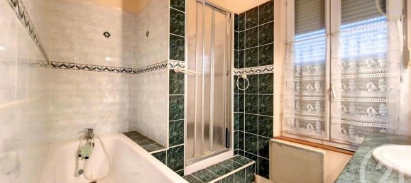 3 غرف نوم منزل ذو طابقين في Troyes, France رقم 98121 4