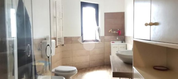 2 bedrooms Villa in Catanzaro, Italy No. 227170 6