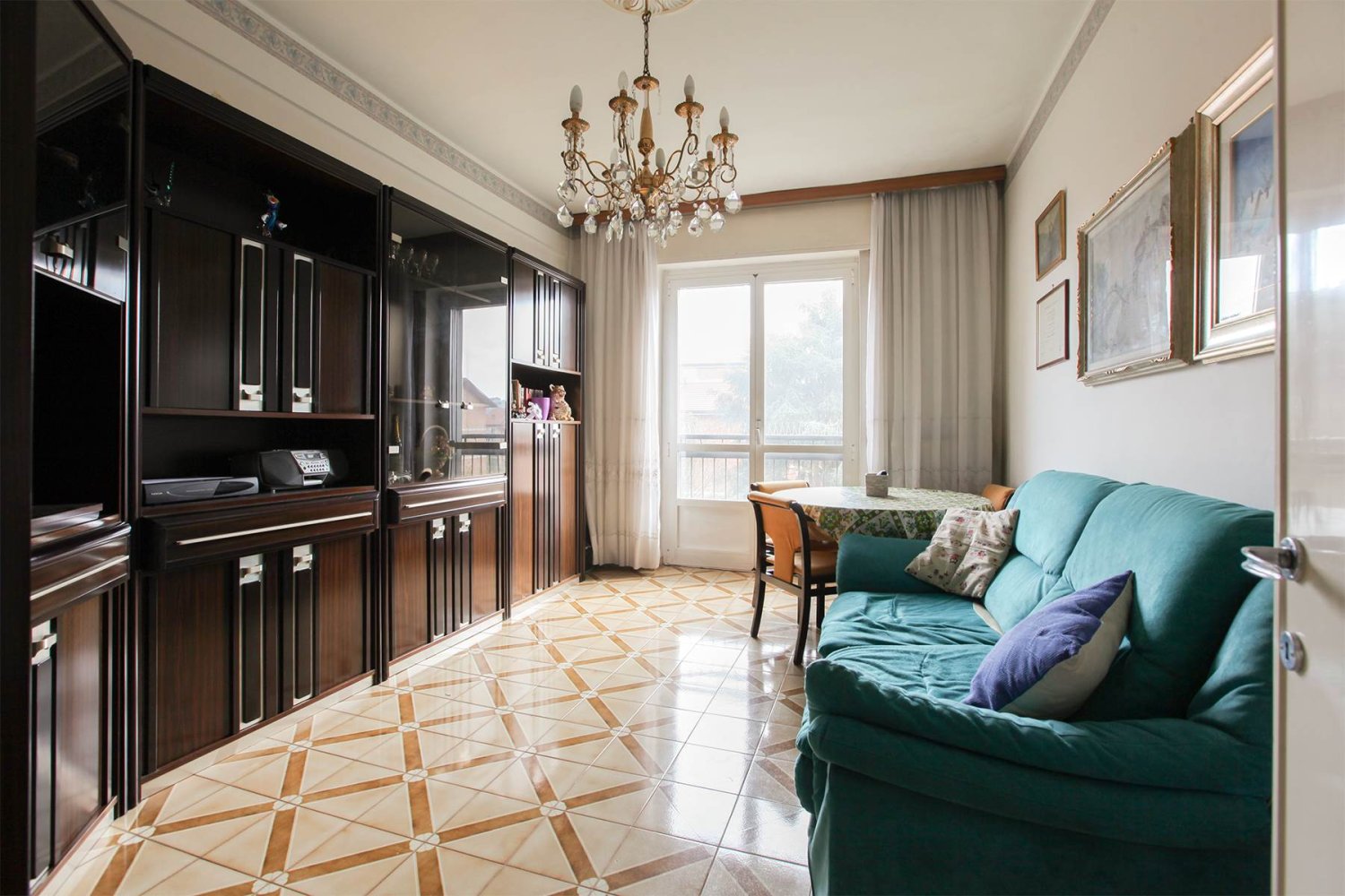 1 bedroom Apartment in Milan, Italy No. 335367