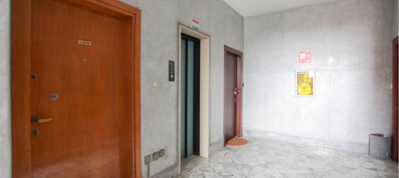 1 bedroom Apartment in Milan, Italy No. 335367 26