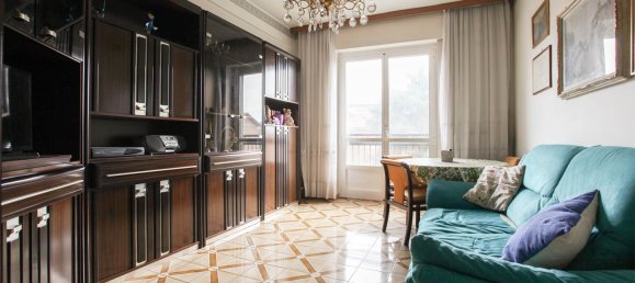 1 bedroom Apartment in Milan, Italy No. 335367 5