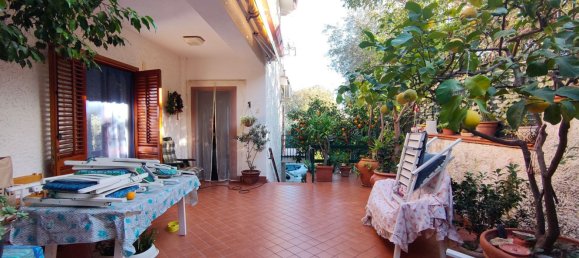 Casa de 4 habitaciónes en Palermo, Italy No. 152102 2