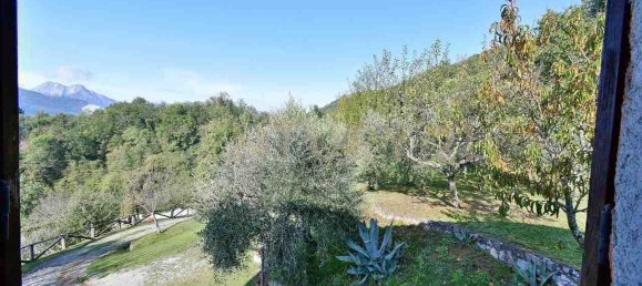 8 bedrooms House in Coreglia Antelminelli, Italy No. 317192 4
