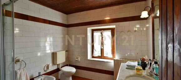 8 bedrooms House in Coreglia Antelminelli, Italy No. 317192 11