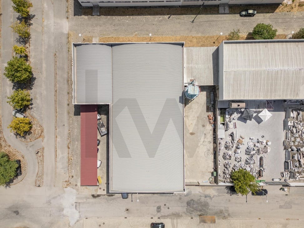 1120m² Warehouse in Evora, Portugal No. 345350