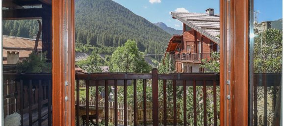 3 rooms Apartment in Sauze di Cesana, Italy No. 53226 9