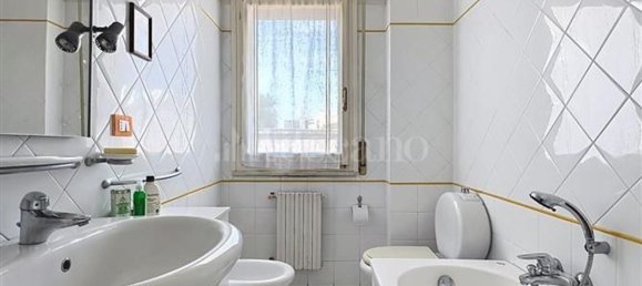 Apartamento de 3 habitaciónes en Sassari, Italy No. 301169 9