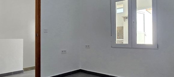 5 bedrooms Townhouse in Pedreguer, Spain No. 185756 9