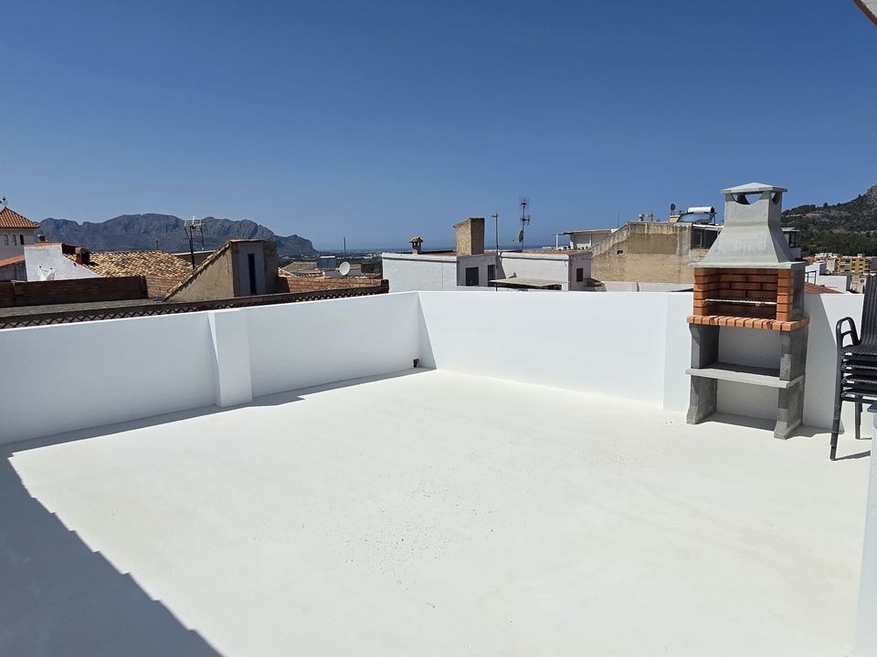 5 bedrooms Townhouse in Pedreguer, Spain No. 185756