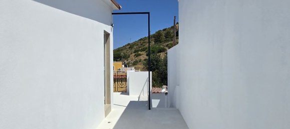 5 bedrooms Townhouse in Pedreguer, Spain No. 185756 4