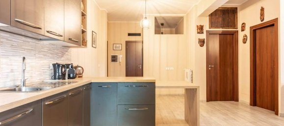3 rooms Apartment in Rome, Italy No. 28853 14