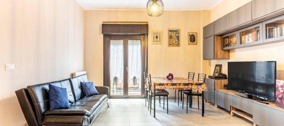 3 rooms Apartment in Rome, Italy No. 28853 6