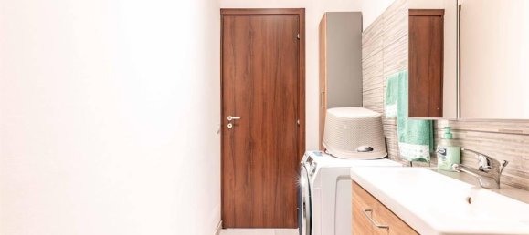 3 rooms Apartment in Rome, Italy No. 28853 17