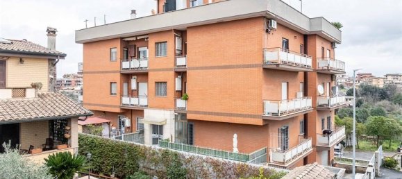 3 rooms Apartment in Rome, Italy No. 28853 2