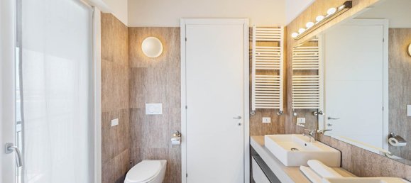 1900m² Hotel in Desenzano del Garda, Italy No. 7004 15