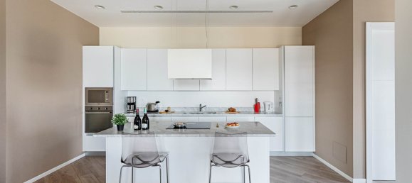 1900m² Hotel in Desenzano del Garda, Italy No. 7004 4