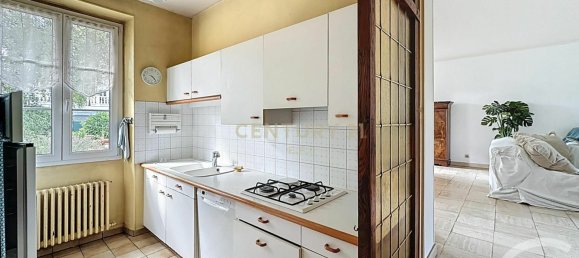 3 Schlafzimmer Haus in Noisy-le-Grand, France, Nr. 324583 10