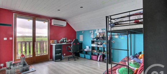 6 bedrooms House in Esternay, France No. 94604 10