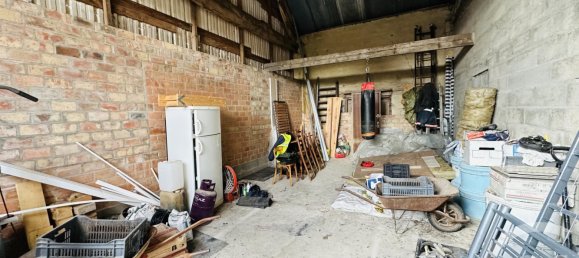 6 bedrooms House in Esternay, France No. 94604 17